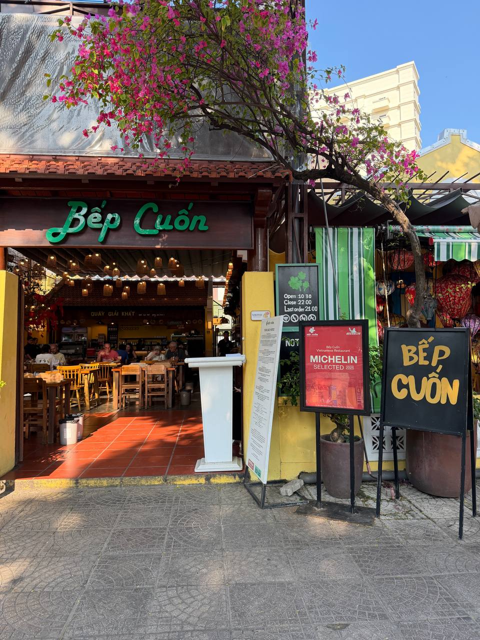 Bếp Cuốn Đà Nẵng — Michelin Selected
