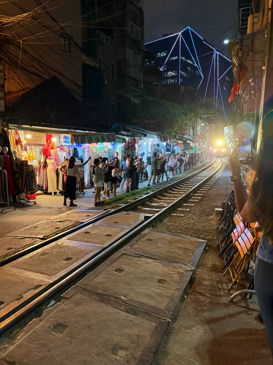 The train comes through